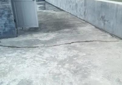 柘城楼顶漏水维修公司分享下如何解决卫生间隐蔽部位漏水的问题?